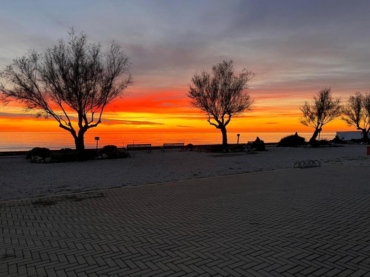 Riva Di Palo Resort Ladispoli Exteriér fotografie