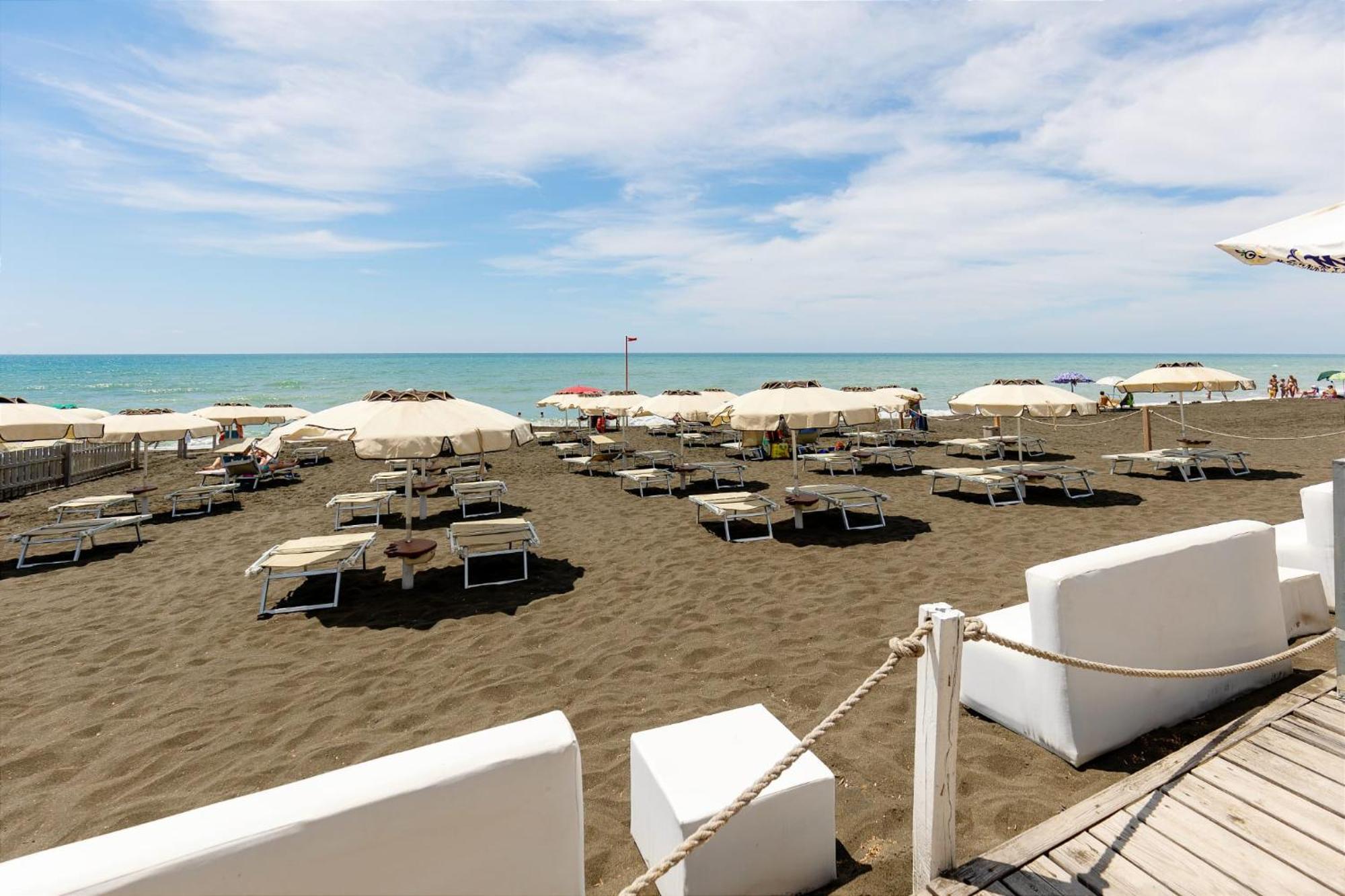 Riva Di Palo Resort Ladispoli Exteriér fotografie